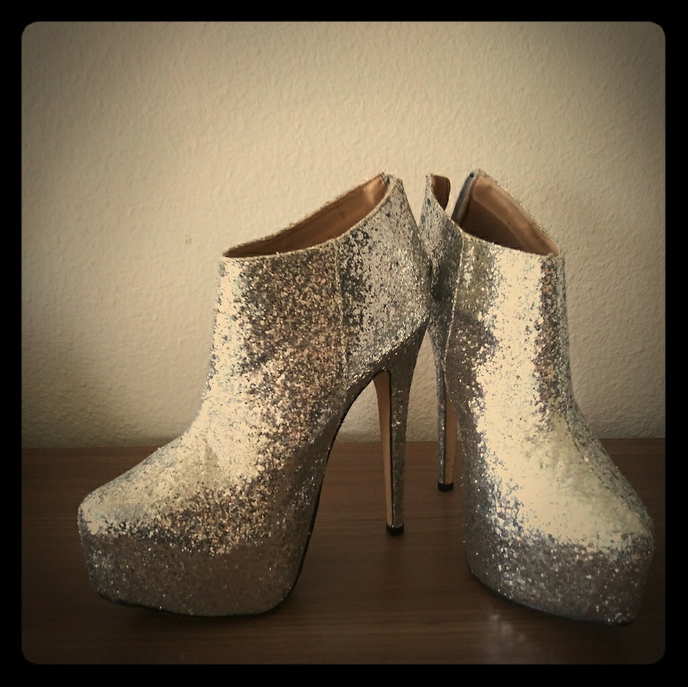 Sequenced Platform Heels - image 1